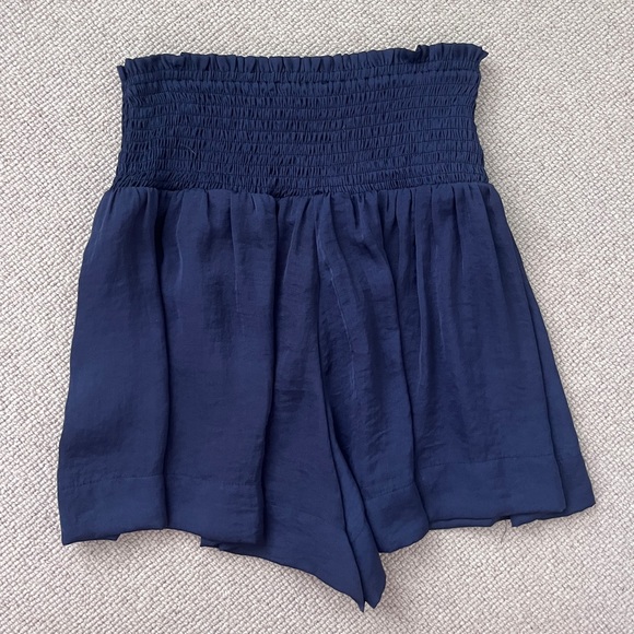 TCEC skort in navy - Picture 4 of 4
